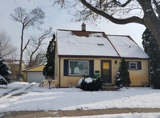 5272 N 68th St, Milwaukee, WI 53218