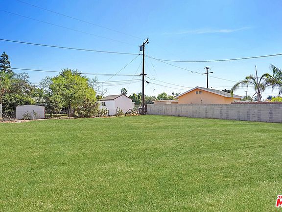 5th image of 3015 Flores St