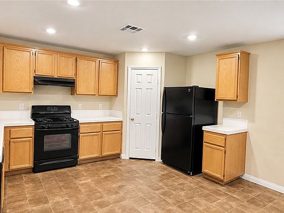 5th image of 8993 Argus Reed Ave