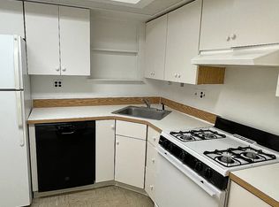 75-49 113th St #3, Forest Hills, NY 11375