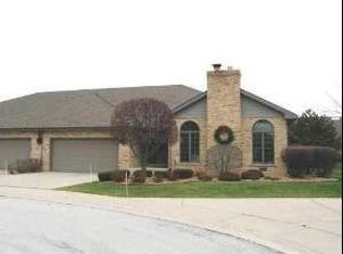 20719 Hunt Club Dr, Frankfort, IL 60423
