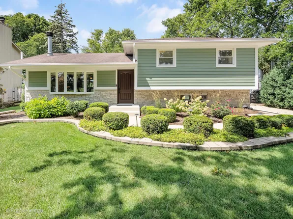 210 N Oxford Ave, Clarendon Hills, IL 60514
