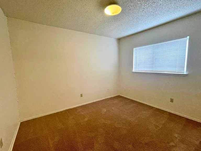 4942 Grey Hawk Dr — Photo 13