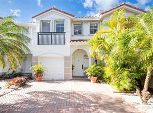11424 NW 43rd Ter, Doral, FL 33178