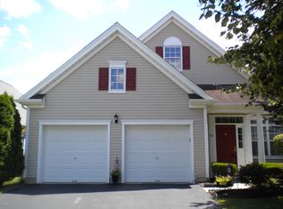 61 Rainflower Ln, Princeton Junction, NJ 08550