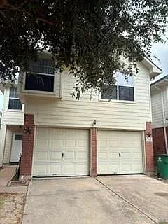 12823 Glorywhite Ct
