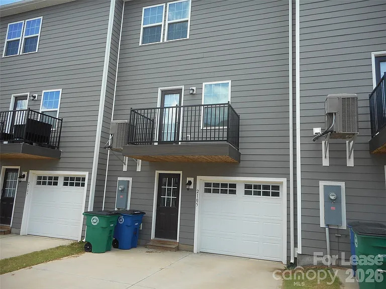 2105 Autumn Olive Ln — Photo 20