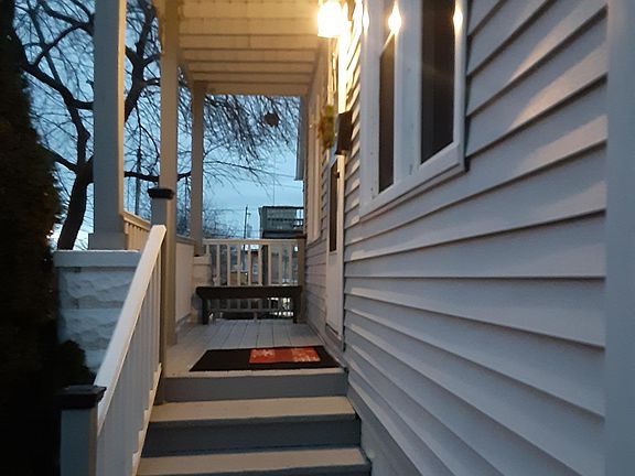 Private Front Porch