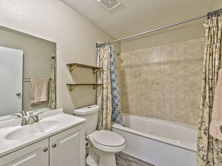 6617 W Tropicana Ave #101 — Photo 8