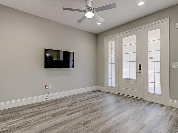 5th image of 101 2nd Ave N APT 103