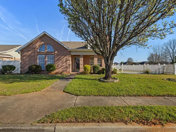 87 Park Ln, Warner Robins, GA 31093