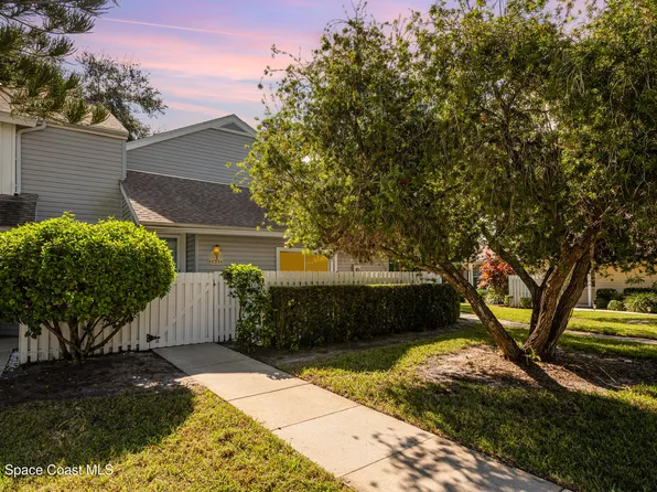 735 Players Ct, Melbourne, FL 32940