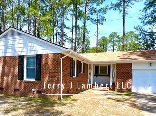 5414 Chesapeake Rd, Fayetteville, NC 28311