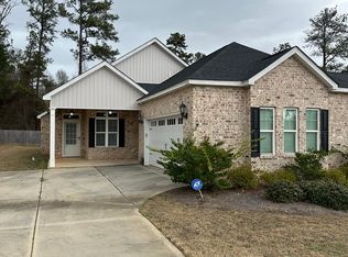 105 Station Square Dr, Byron, GA 31008