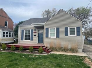 2412 47th St, Des Moines, IA 50310