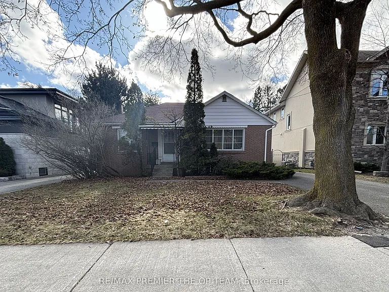 148 Martin Grove Rd #UPPER — Photo 1