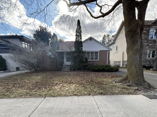 148 Martin Grove Rd, Toronto, ON M9B 4K9