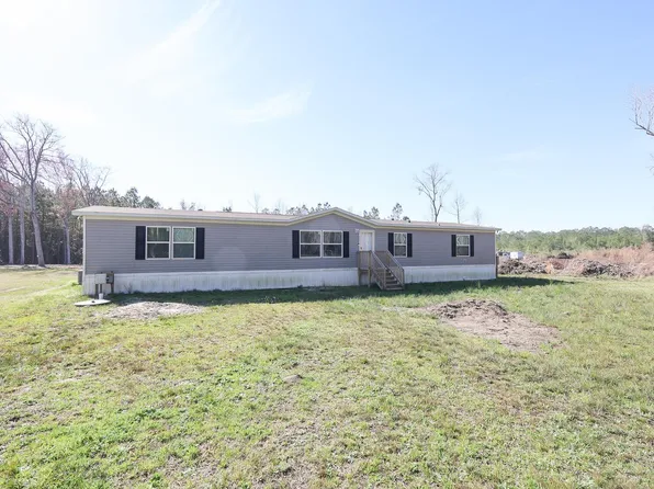 4195 Pecan St., Little River, SC 29566
