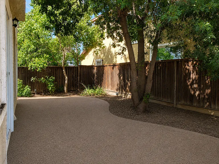 662 Allbrook Dr — Photo 16
