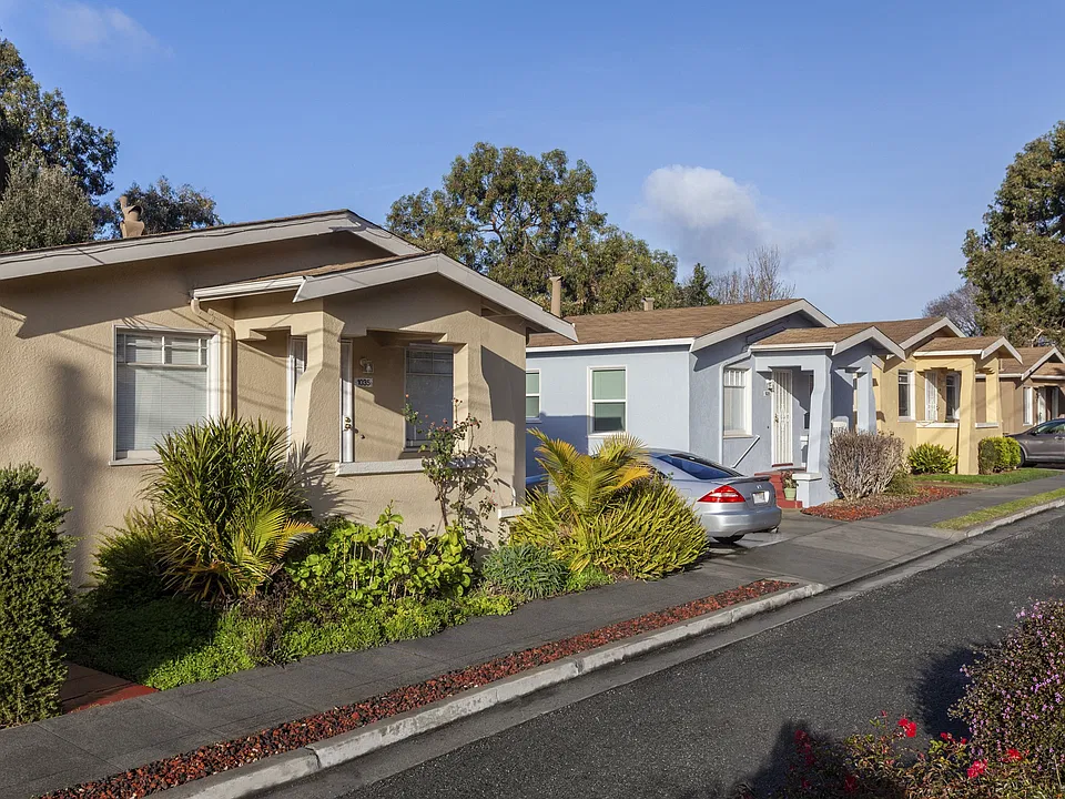 Cecelia Court Apartments