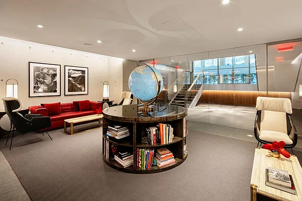 Rented by Compass | media 21