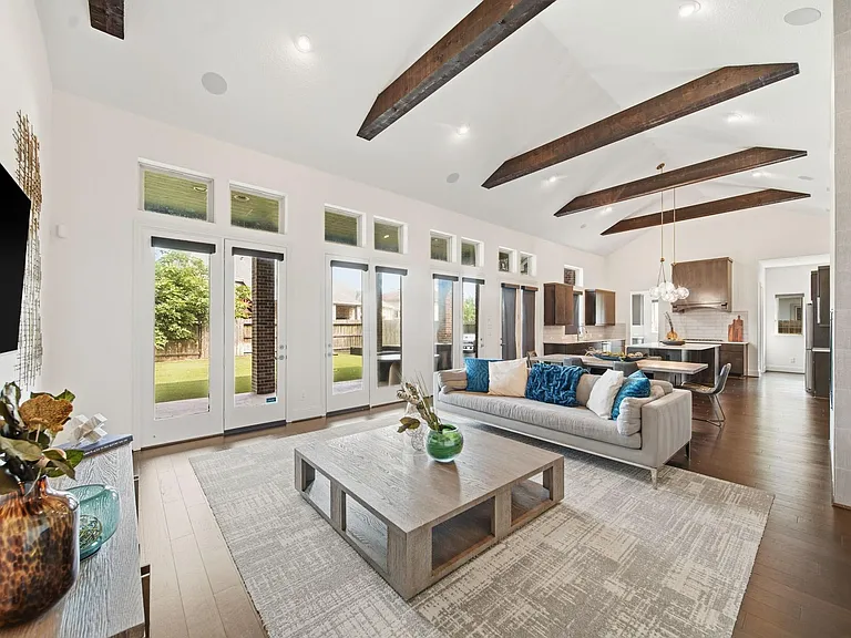 5735 Genoa Springs Ln — Photo 12