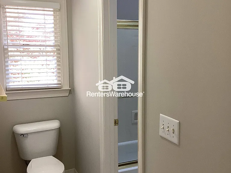 7815 Tintern Trce — Photo 42