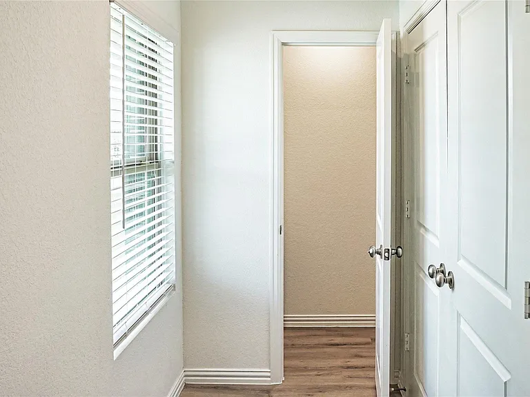 3358 Avary River Ln — Photo 2