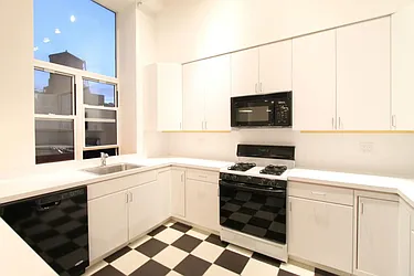 Rented by Level Group