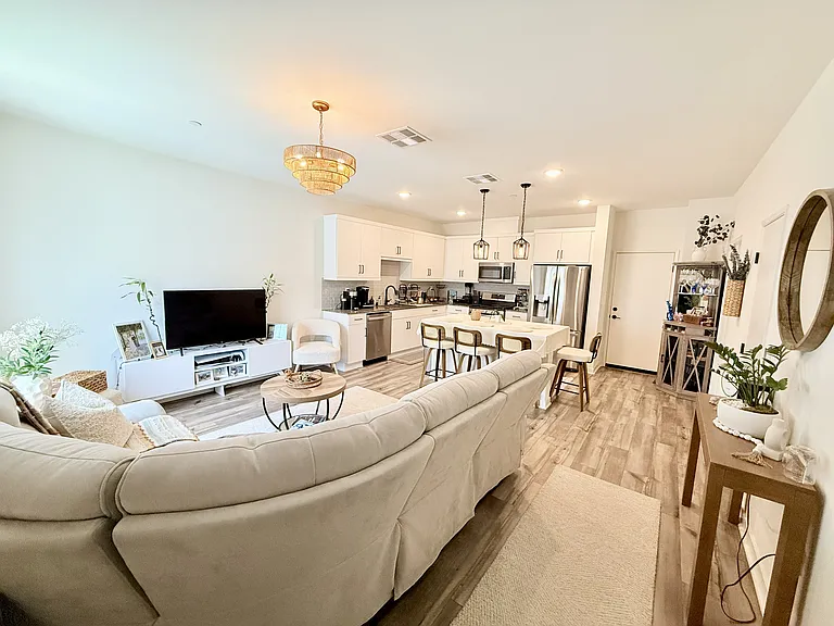 35222 Citrange Ln — Photo 3