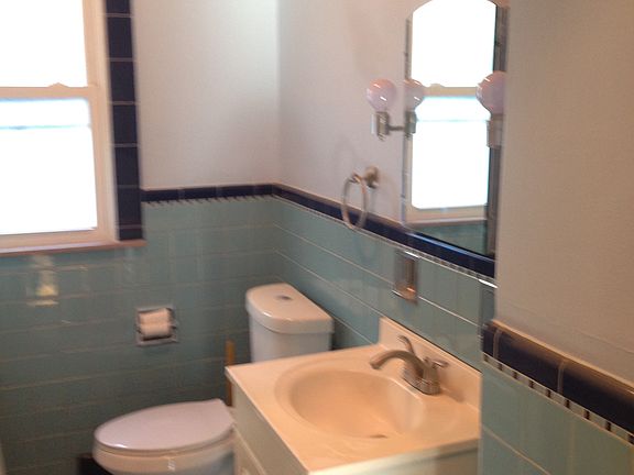 5th image of 142 Lafayette Ave