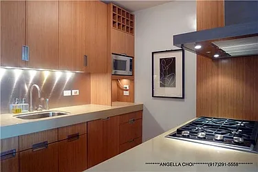 Rented by R New York