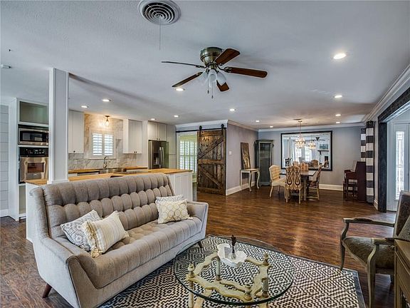 3rd image of 4108 Tara Dr