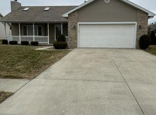 518 Suzanne Ave, Bradley, IL 60915