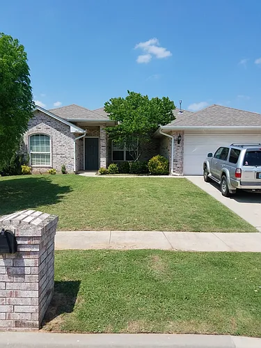 1621 Creekside Ln Photo 1