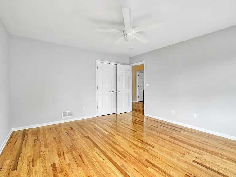 36 Pawtucket Ave — Photo 20