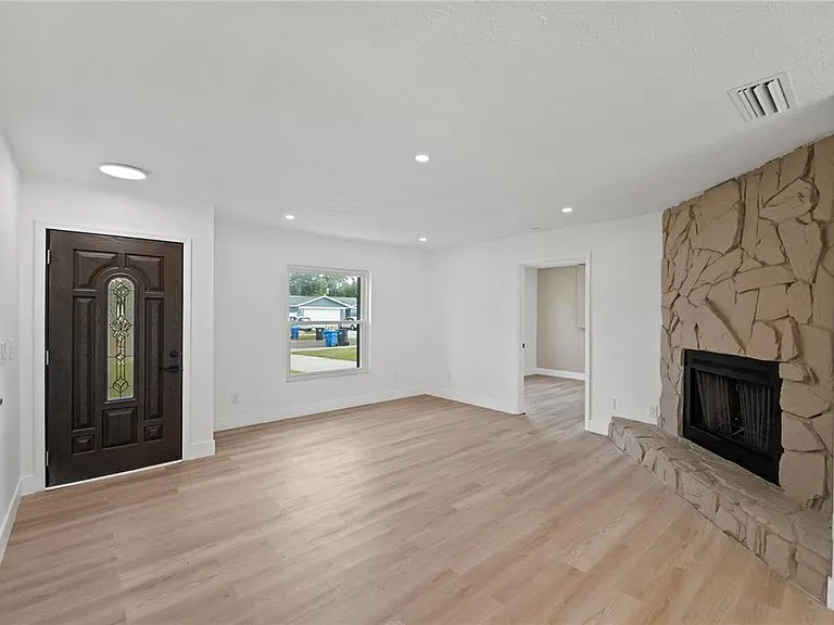 3206 Las Brisas Dr — Photo 9