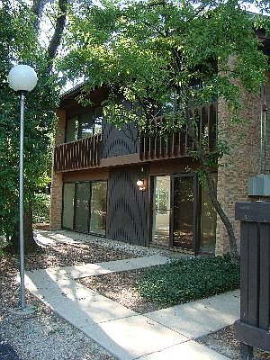 1st image of 5947 Oakwood Dr