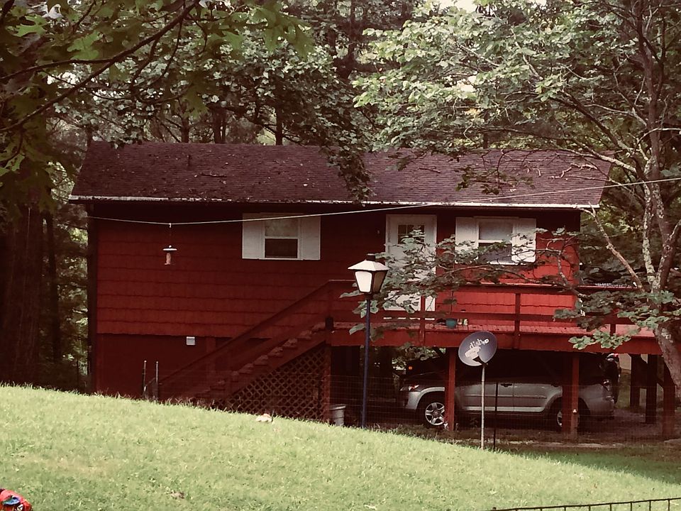 2nd image of 6525 Fox Run Rd