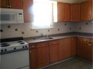 28 Foster St #3, Brockton, MA 02301