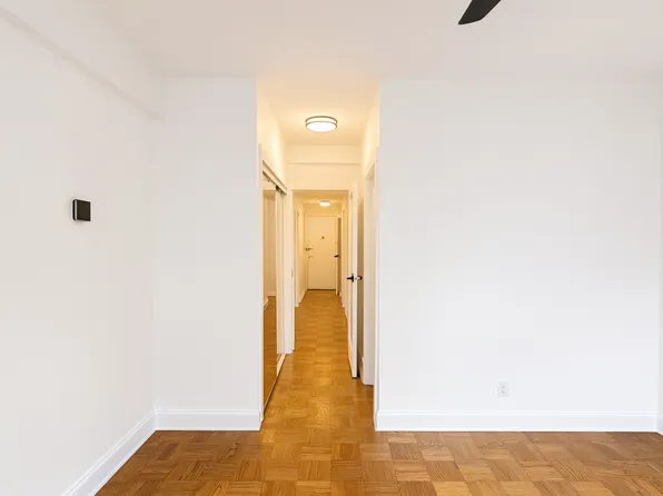 140 East 56th Street image 7 of 9