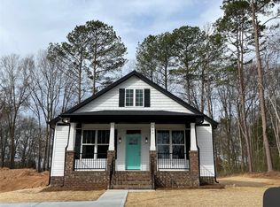 205 S Spargo St, Dallas, NC 28034