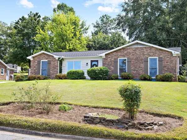 7559 Crescent Dr, Columbus, GA 31909