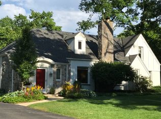 1530 N 123rd St, Wauwatosa, WI