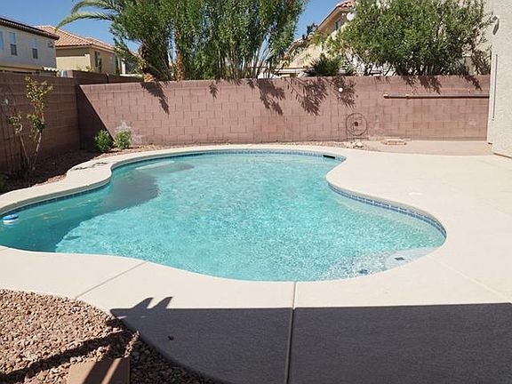 2nd image of 6551 Musette Ave
