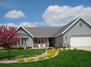917 Sunset Ln, Horicon, WI 53032