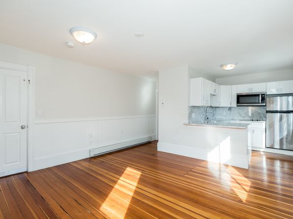 2 School St UNIT 3