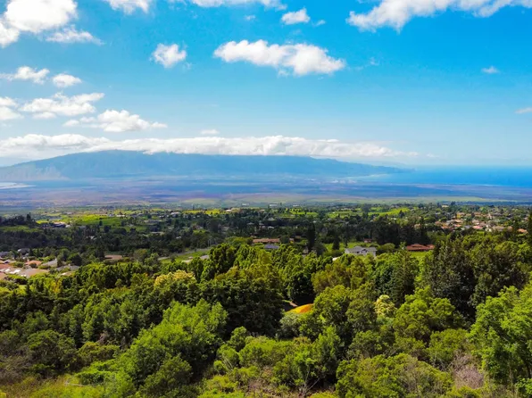 Malanani Dr, Kula, HI 96790