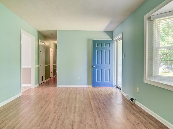 4th image of 6255 Narragansett Dr