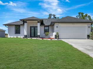 2706 28th St SW, Lehigh Acres, FL 33976